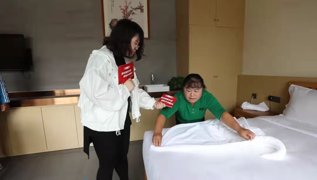 探訪“網(wǎng)紅”梁家莊村：發(fā)展精品民宿實現(xiàn)美麗蝶變